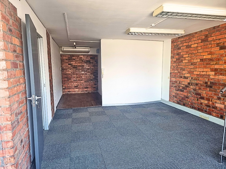 To Let commercial Property for Rent in De Waterkant Western Cape